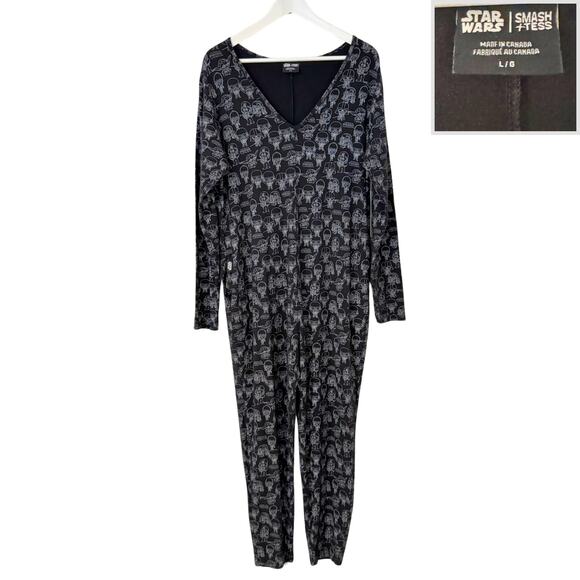 Smash & Tess RARE Star Wars Romper Long Sleeve with Pockets Size L Sold Out - Picture 2 of 6
